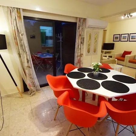 Christos House Дом отдыха *