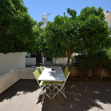 Christos House Ларнака